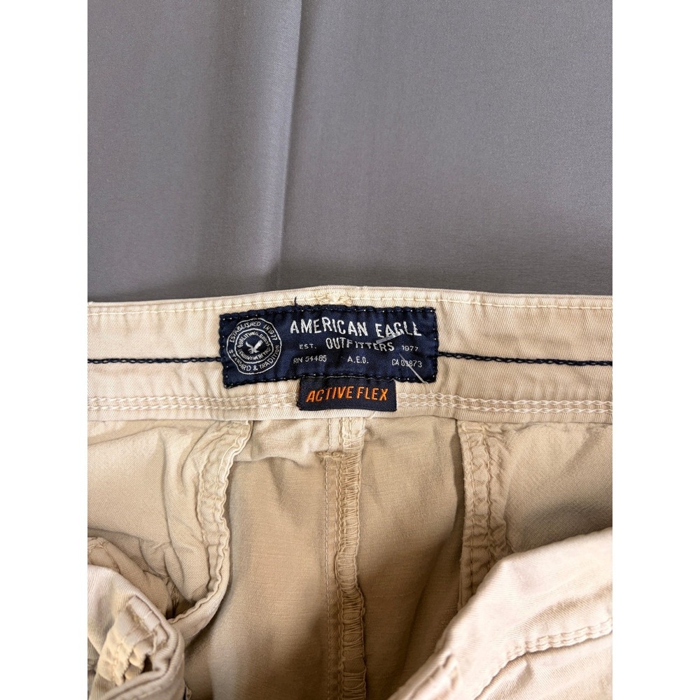 American Eagle Outfitters Active Flex Slim Fit Khaki Chino Shorts Mens 34 Tan - Picture 4 of 11